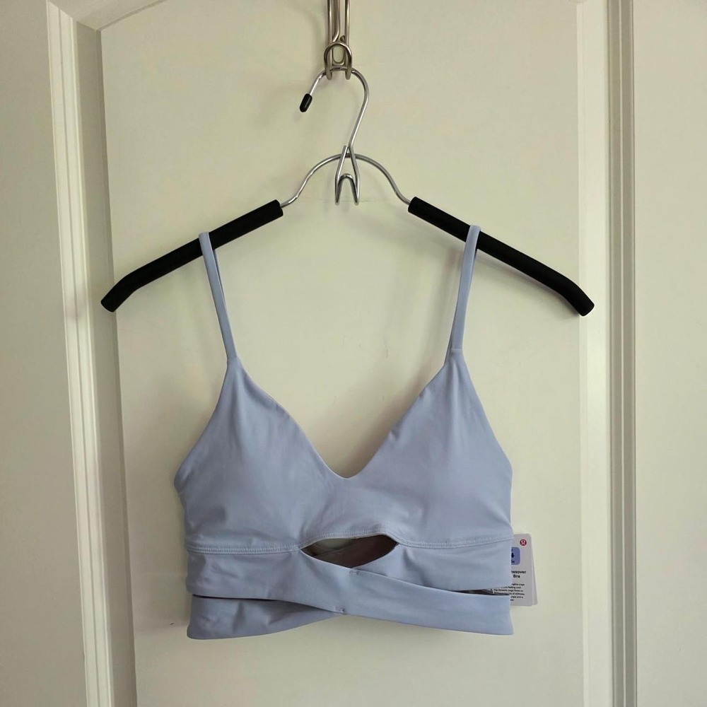 Lululemon V Neck Crossover Underband light blue linen color sports bra